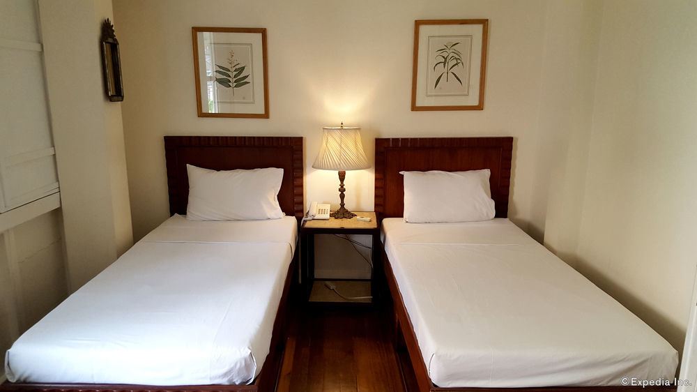 マカティ ラ カシータ メルセデス Bed & Breakfast エクステリア 写真