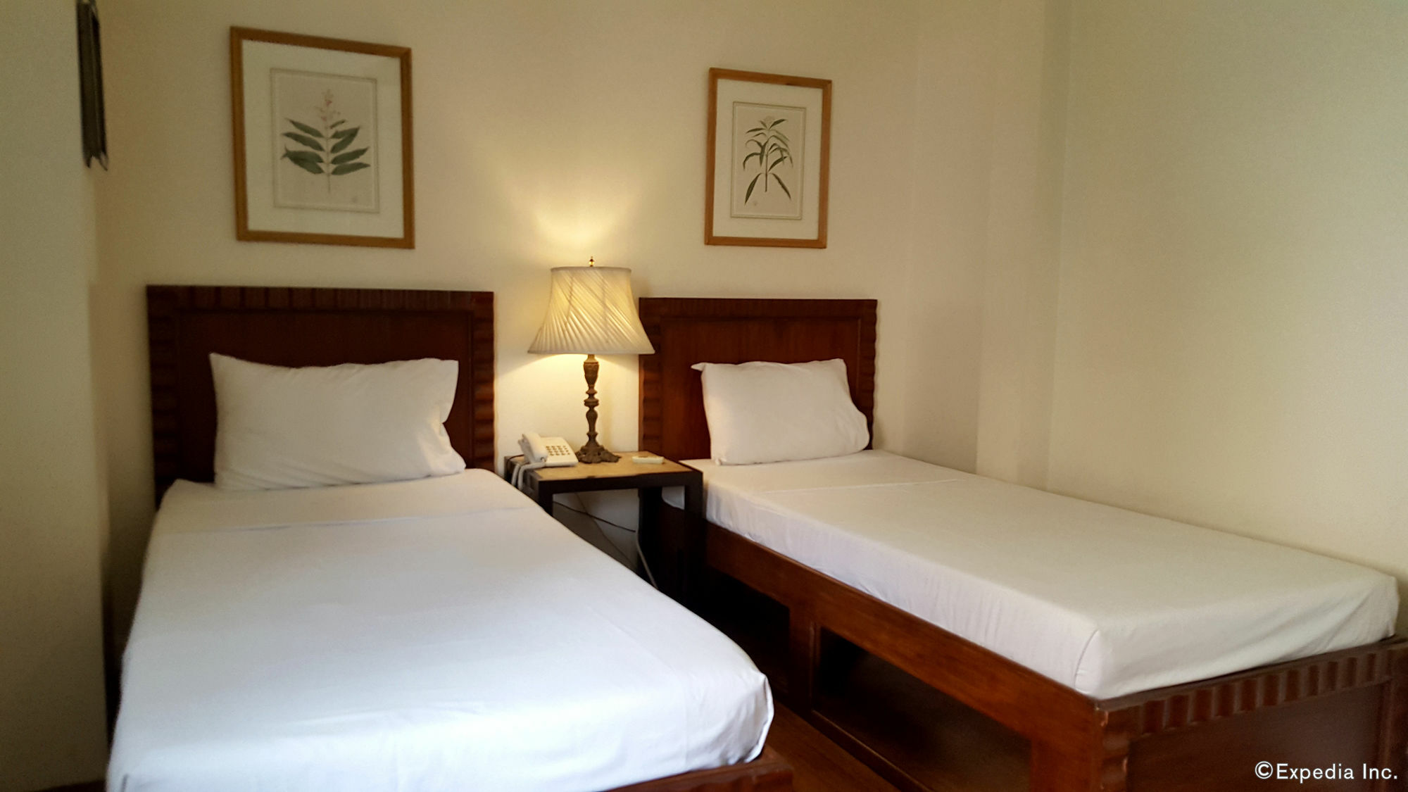 マカティ ラ カシータ メルセデス Bed & Breakfast エクステリア 写真